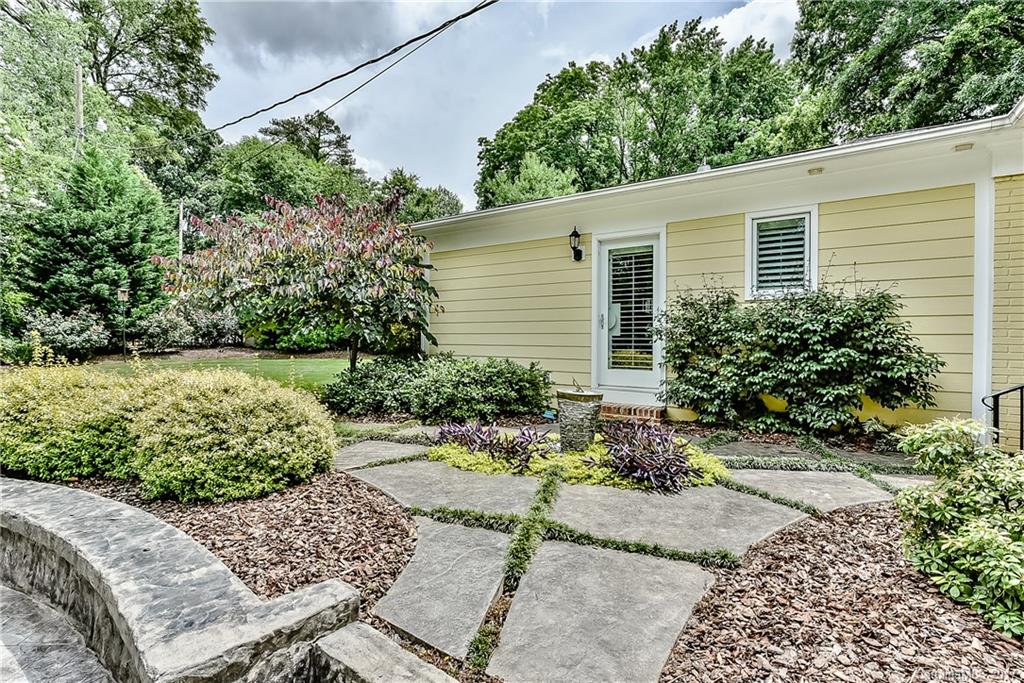 226 S Canterbury Road Charlotte NC 28211