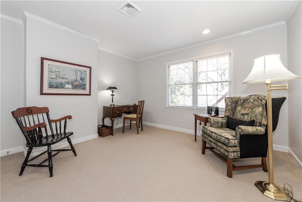 2300 Wolfe Ridge Road Charlotte NC 28210