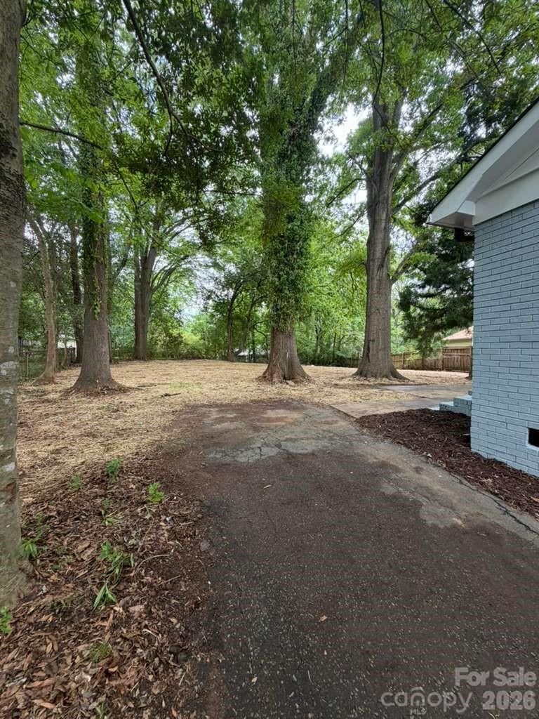 835 Ranch Street Charlotte NC 28208