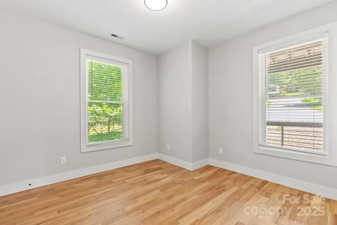 83 Talmadge Street Asheville NC 28806
