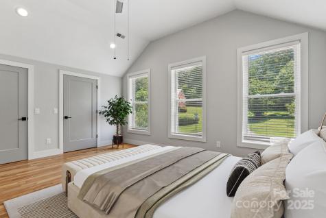 83 Talmadge Street Asheville NC 28806