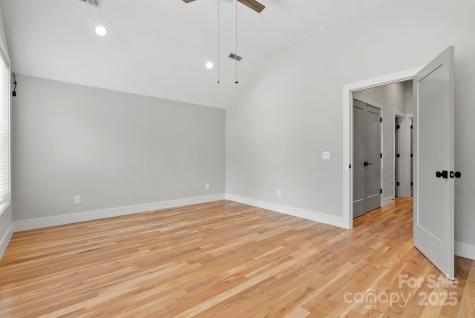 83 Talmadge Street Asheville NC 28806