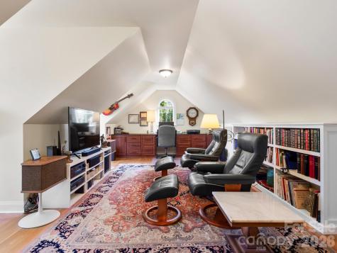 5 Timber Moss Drive Asheville NC 28804