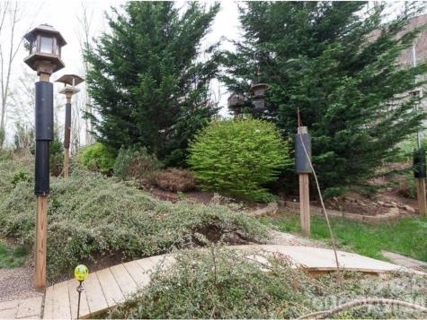 5 Timber Moss Drive Asheville NC 28804