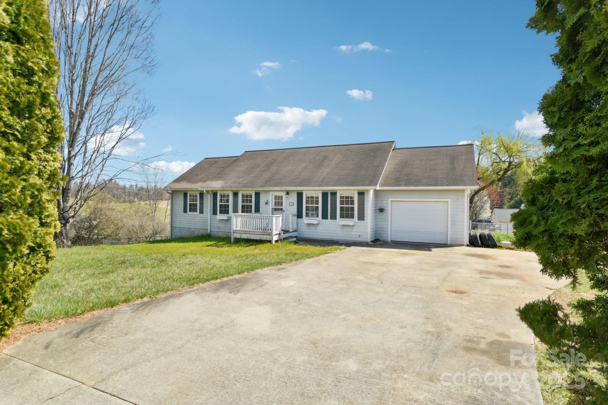 253 Tipton Hill Road Leicester NC 28748