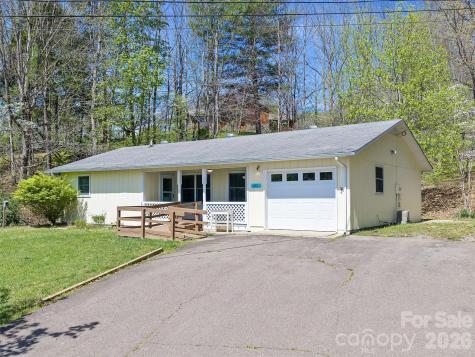 261 Shady Oak Road Burnsville NC 28714