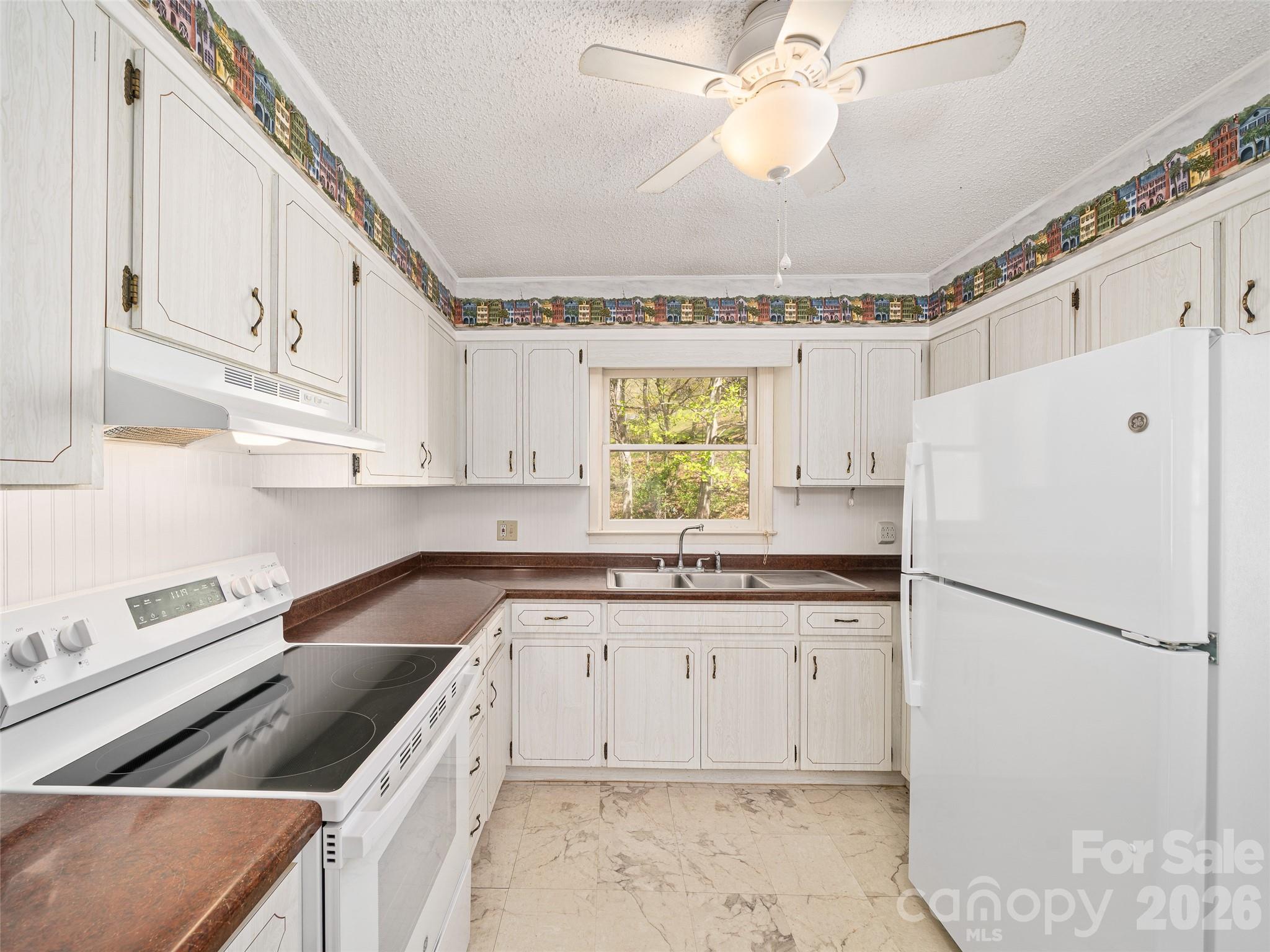 261 Shady Oak Road Burnsville NC 28714