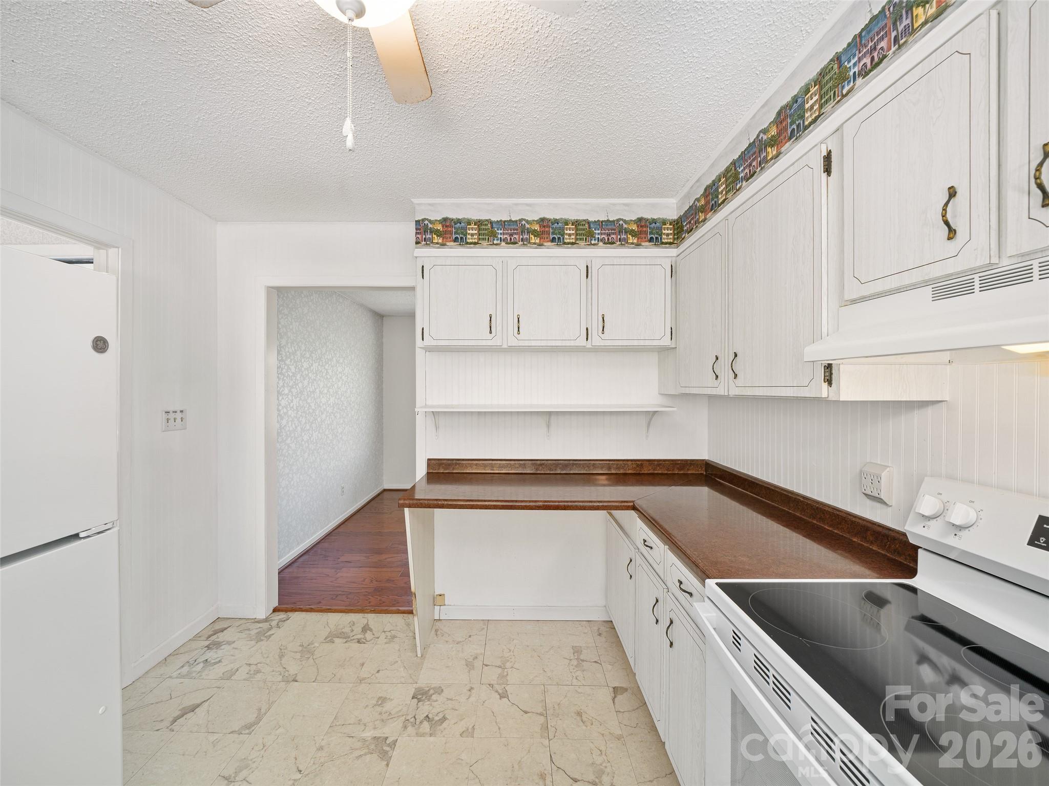 261 Shady Oak Road Burnsville NC 28714