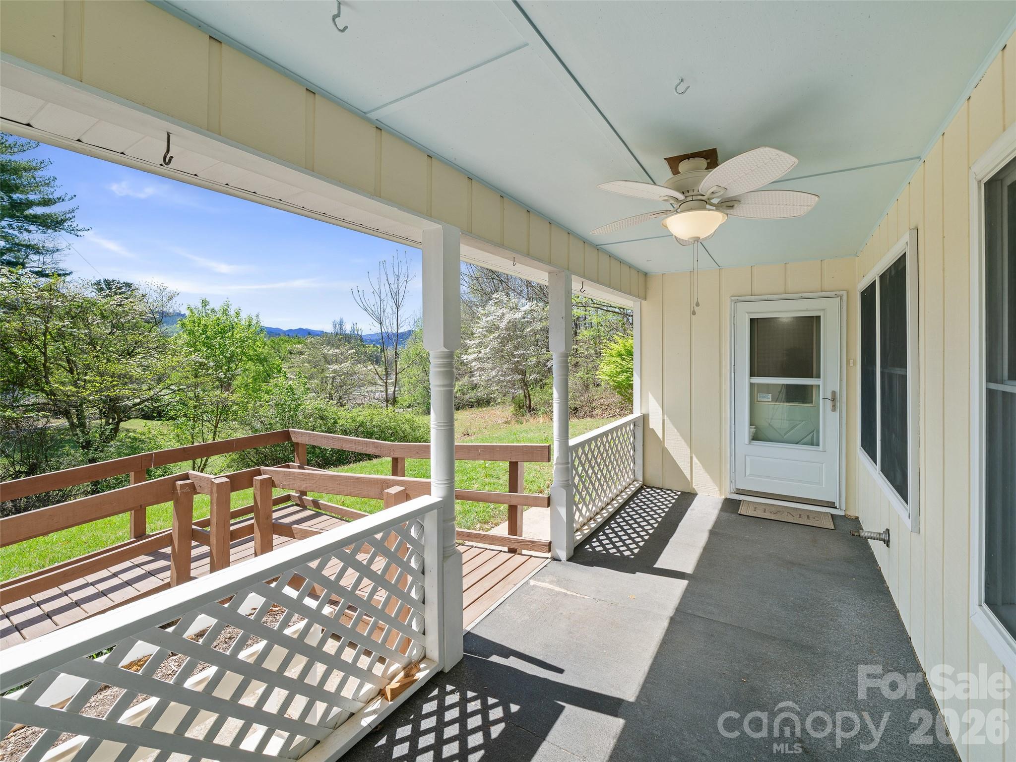 261 Shady Oak Road Burnsville NC 28714