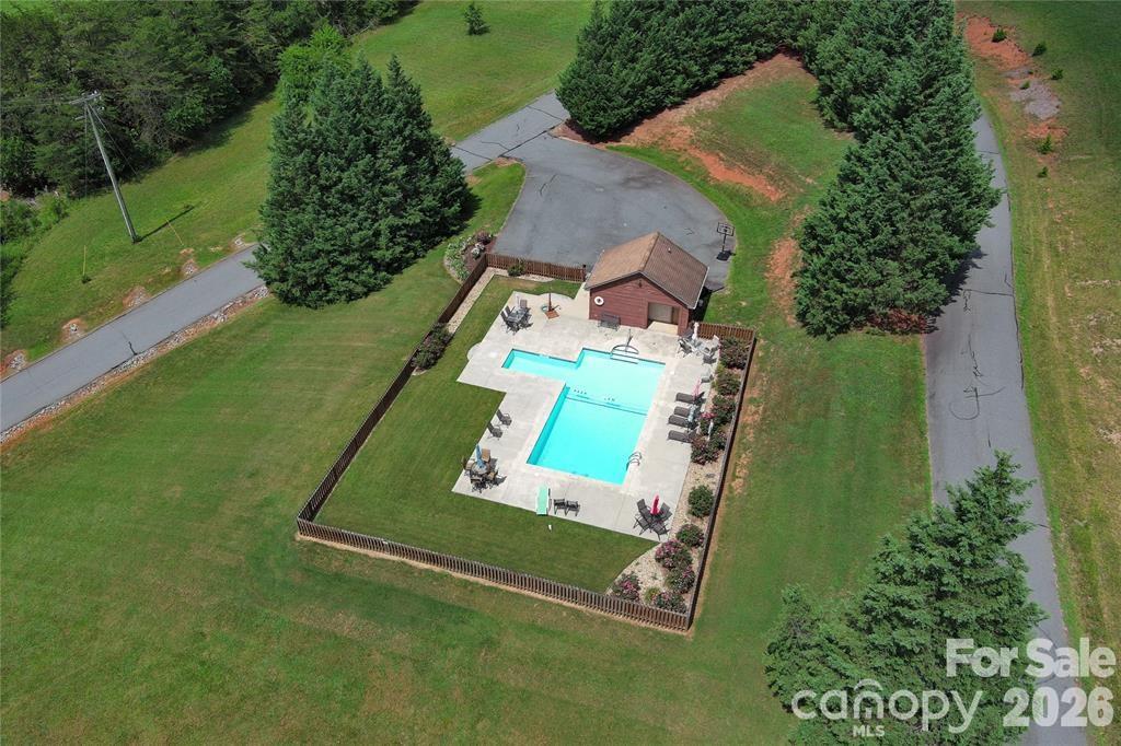 28 Outback Trail Nebo NC 28761