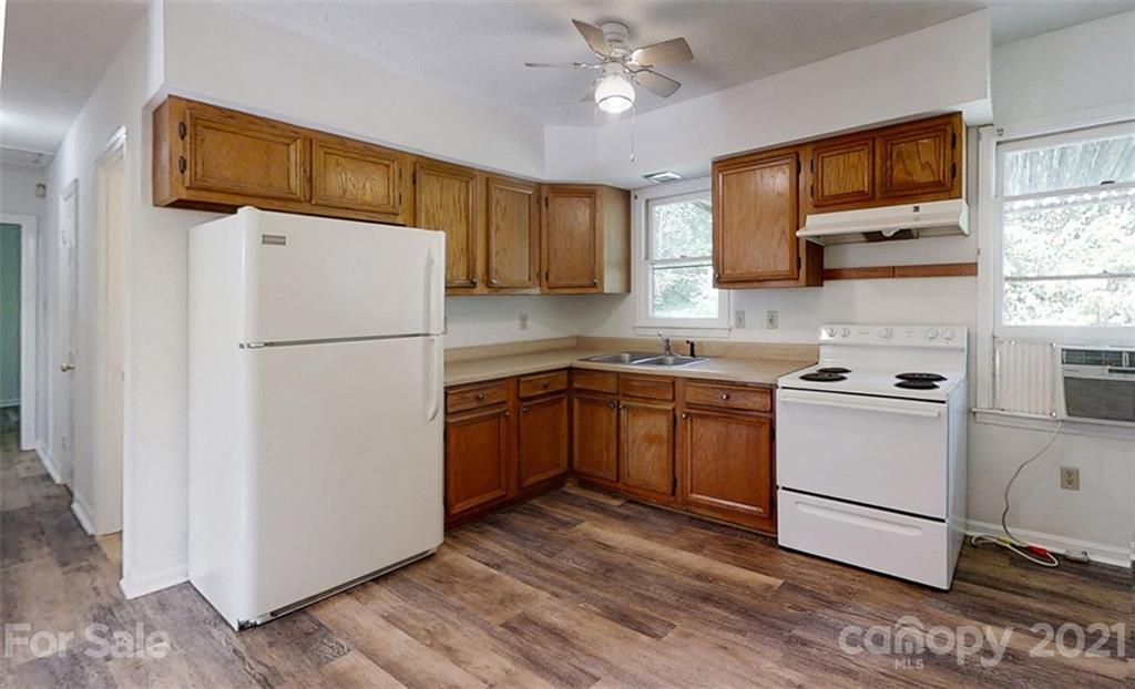 377 Brooklyn Road Asheville NC 28803