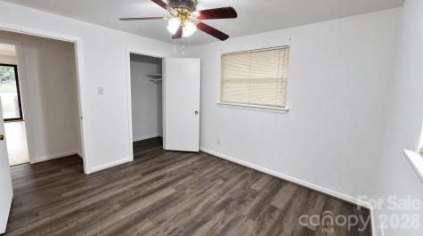 1857 8th Street Drive NE Hickory NC 28601