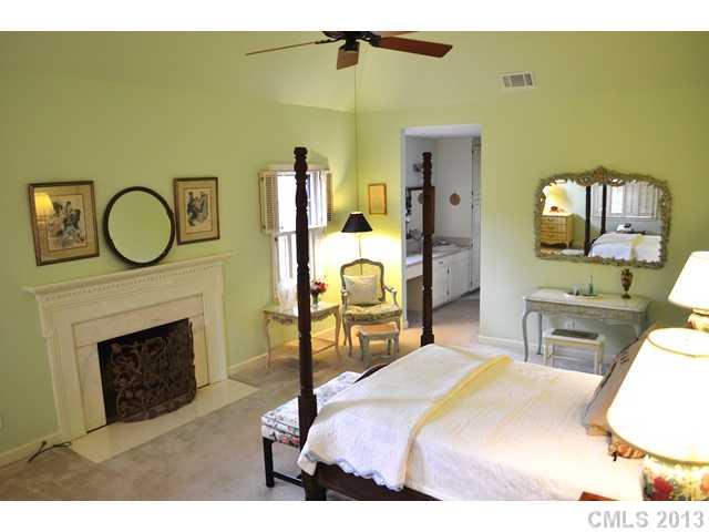 1867 Cavendish Court Charlotte NC 28211