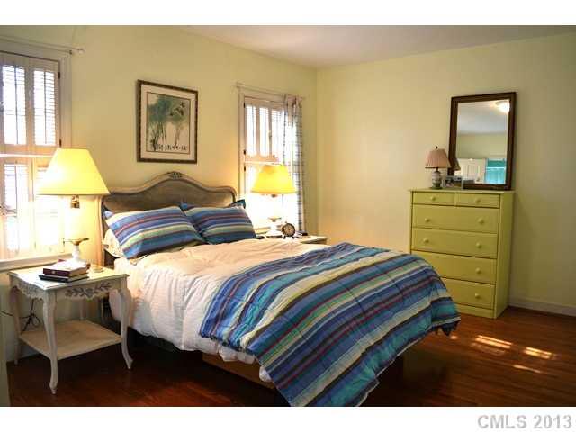 1867 Cavendish Court Charlotte NC 28211