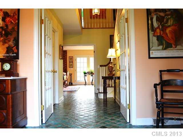 1867 Cavendish Court Charlotte NC 28211