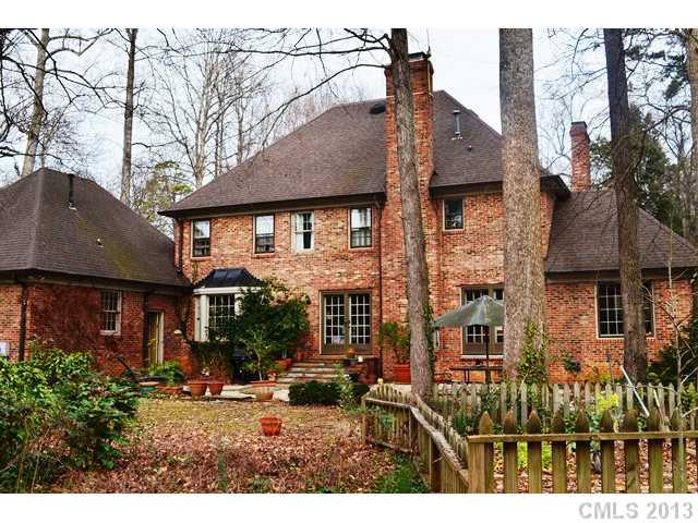 1867 Cavendish Court Charlotte NC 28211