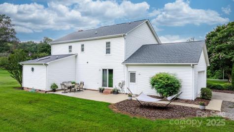 2169 E Winds Avenue Morganton NC 28655