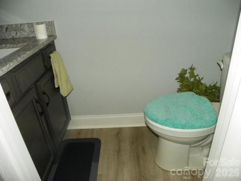 128 Summer Lake Drive New London NC 28127