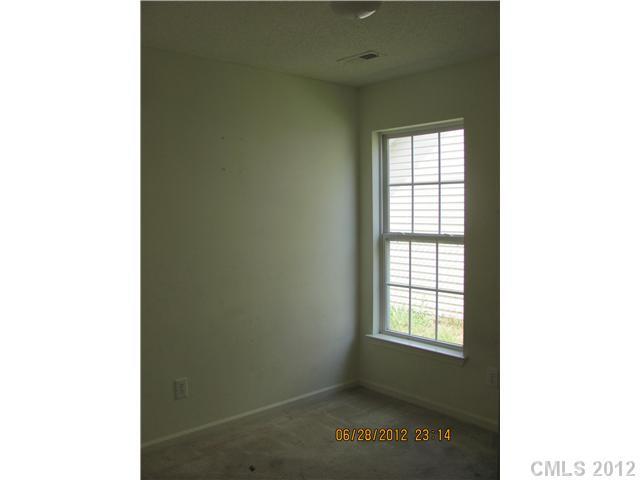 643 Hoskins Ridge Lane Charlotte NC 28216