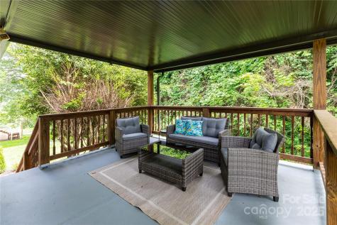 3 High Meadow Road Asheville NC 28803