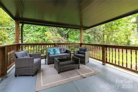 3 High Meadow Road Asheville NC 28803