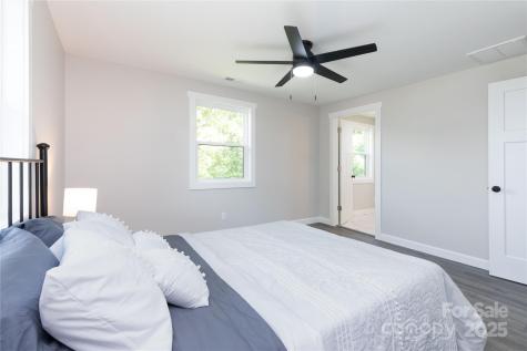 3 High Meadow Road Asheville NC 28803
