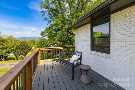 3 High Meadow Road Asheville NC 28803