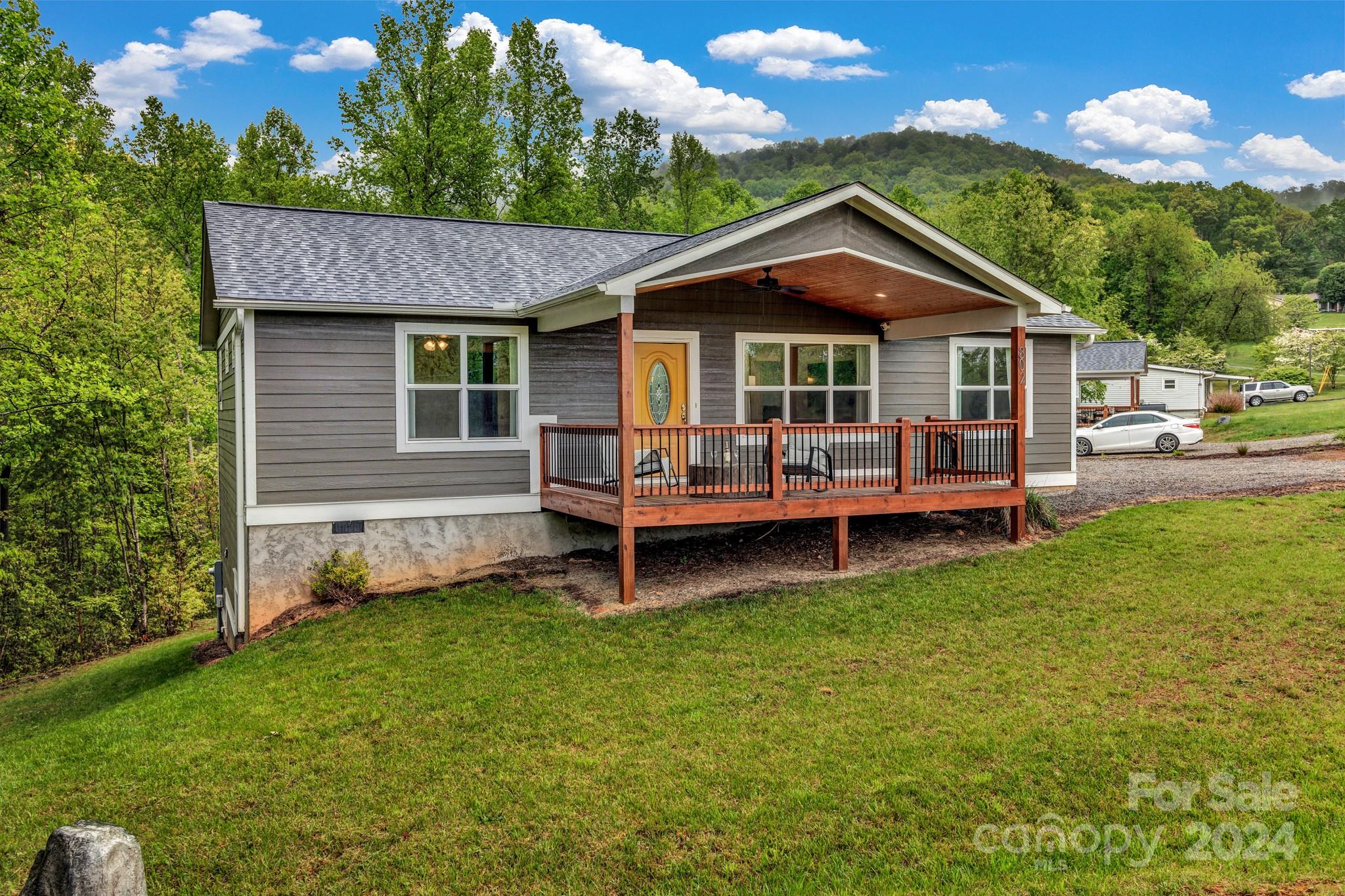 802 N Luther Road Candler NC 28715
