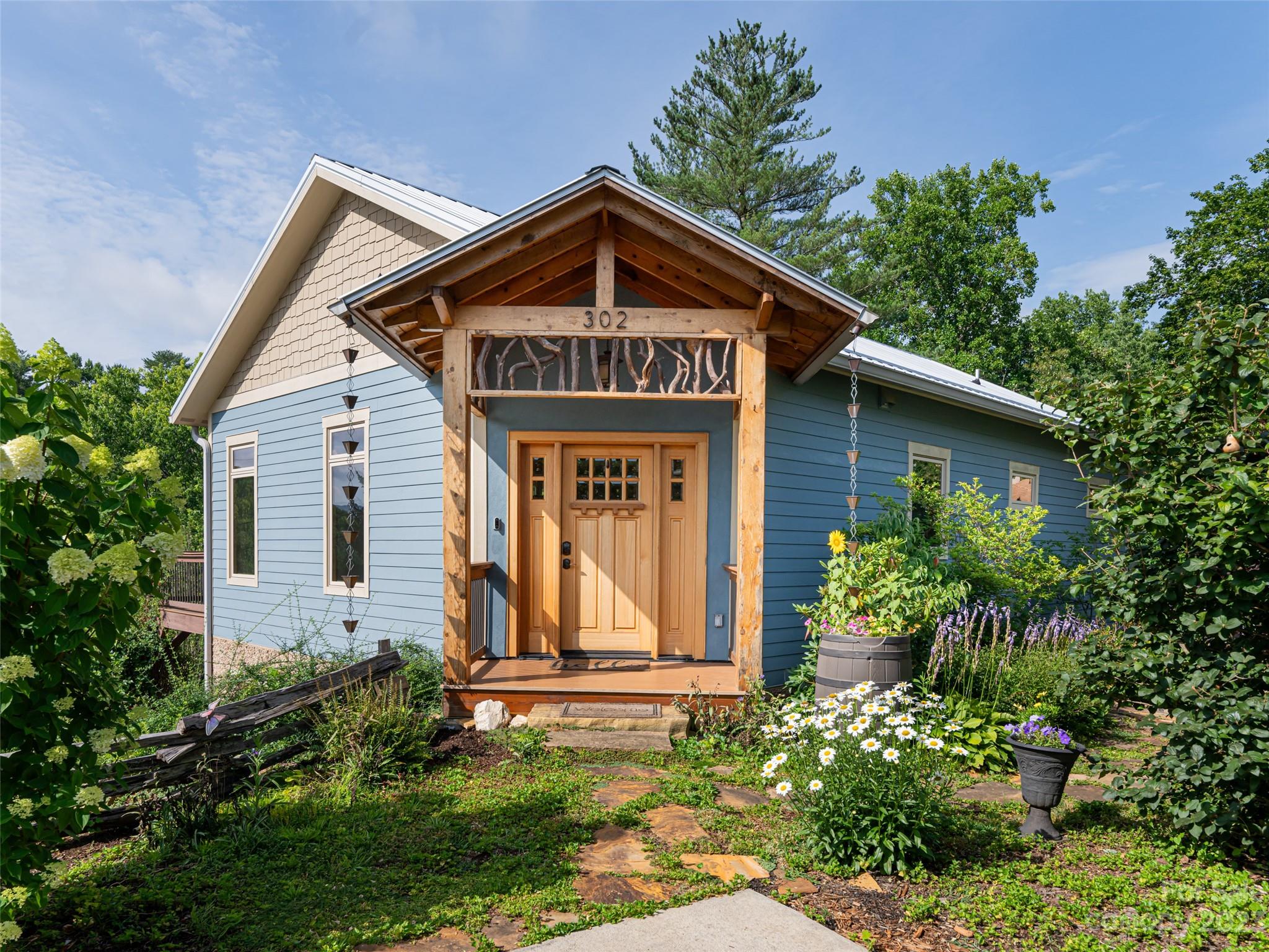302 Lakewood Drive Asheville NC 28803