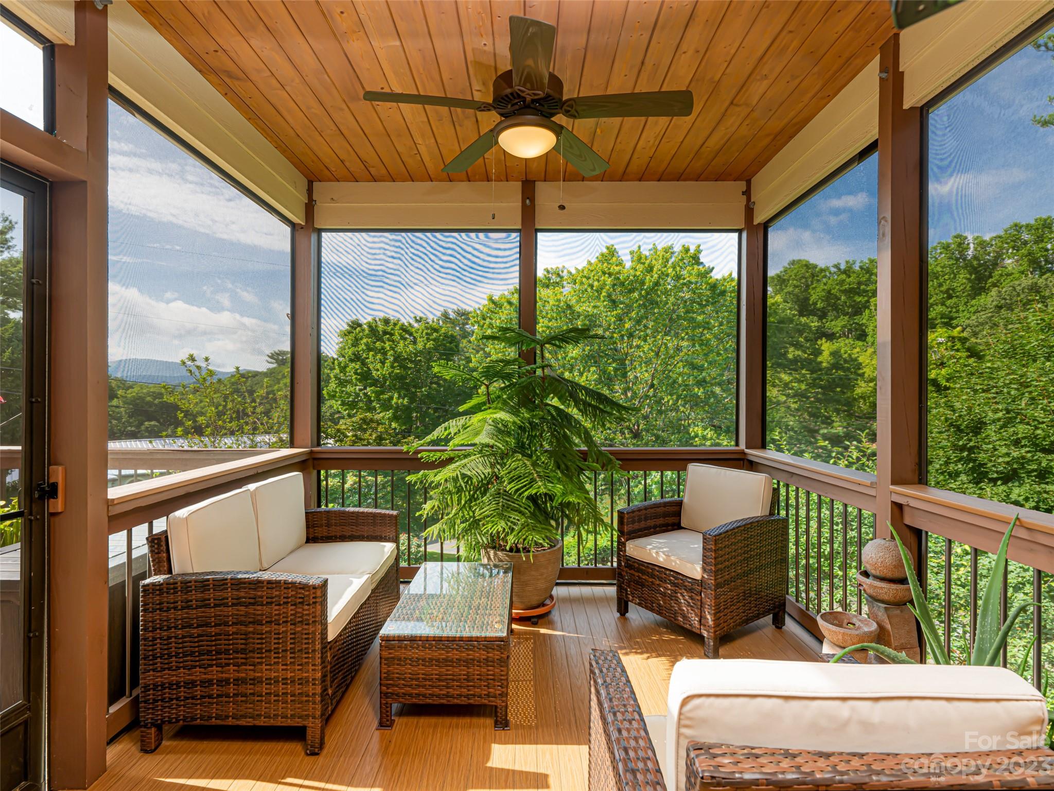 302 Lakewood Drive Asheville NC 28803