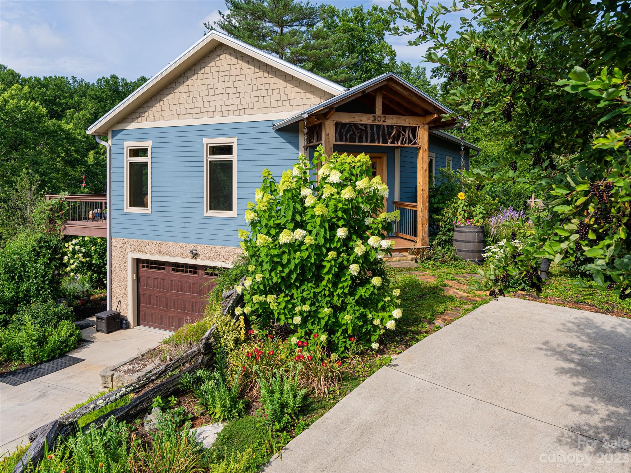 302 Lakewood Drive Asheville NC 28803