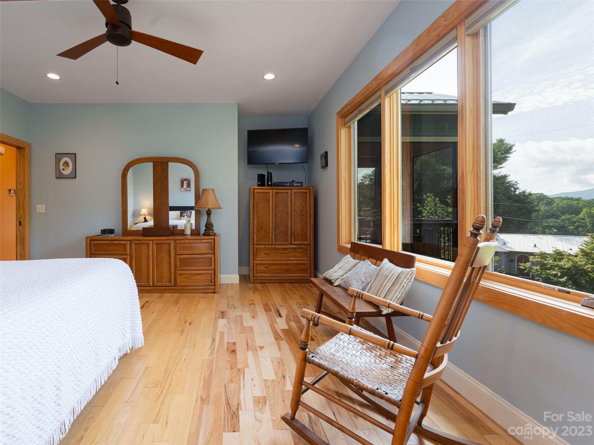 302 Lakewood Drive Asheville NC 28803