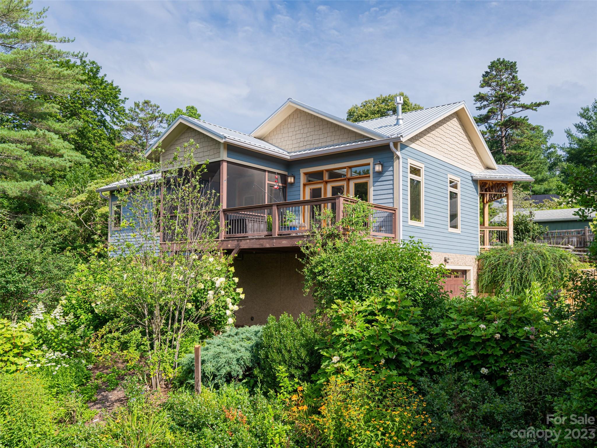 302 Lakewood Drive Asheville NC 28803