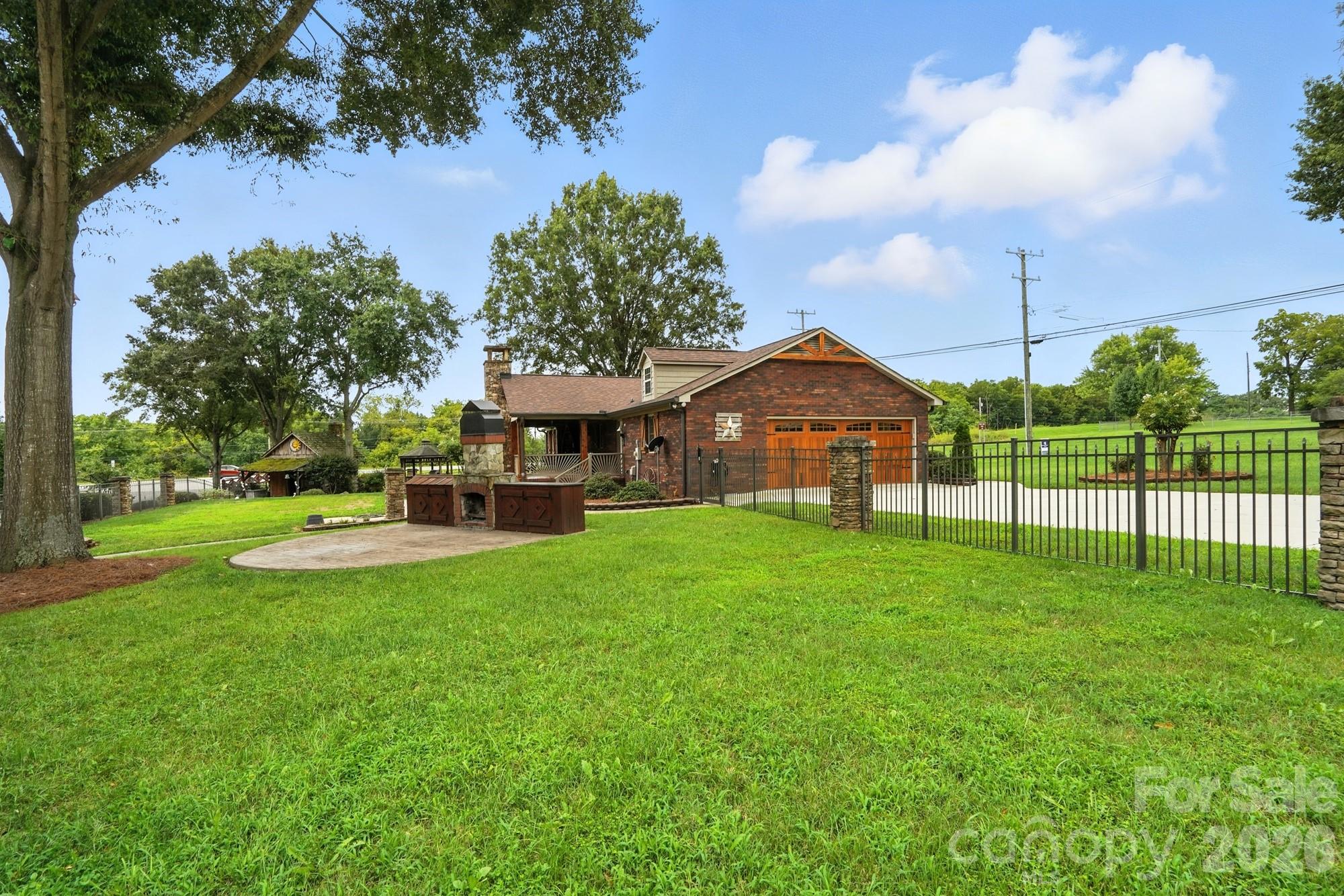 3369 Roberta Road Concord NC 28027