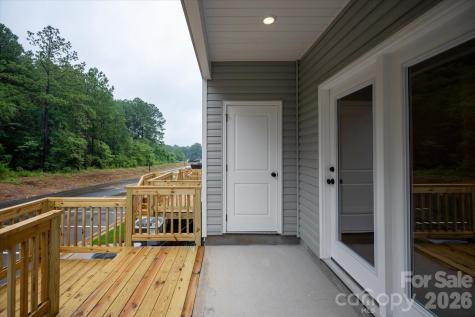1233 Signal Avenue Gastonia NC 28052