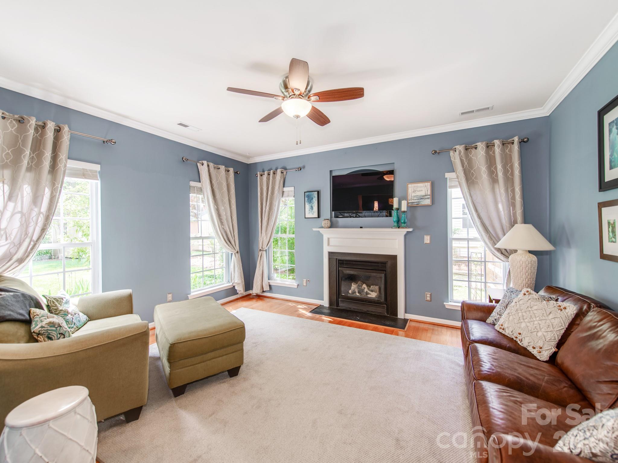 6135 Maple Leaf Avenue Harrisburg NC 28075