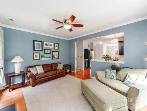 6135 Maple Leaf Avenue Harrisburg NC 28075