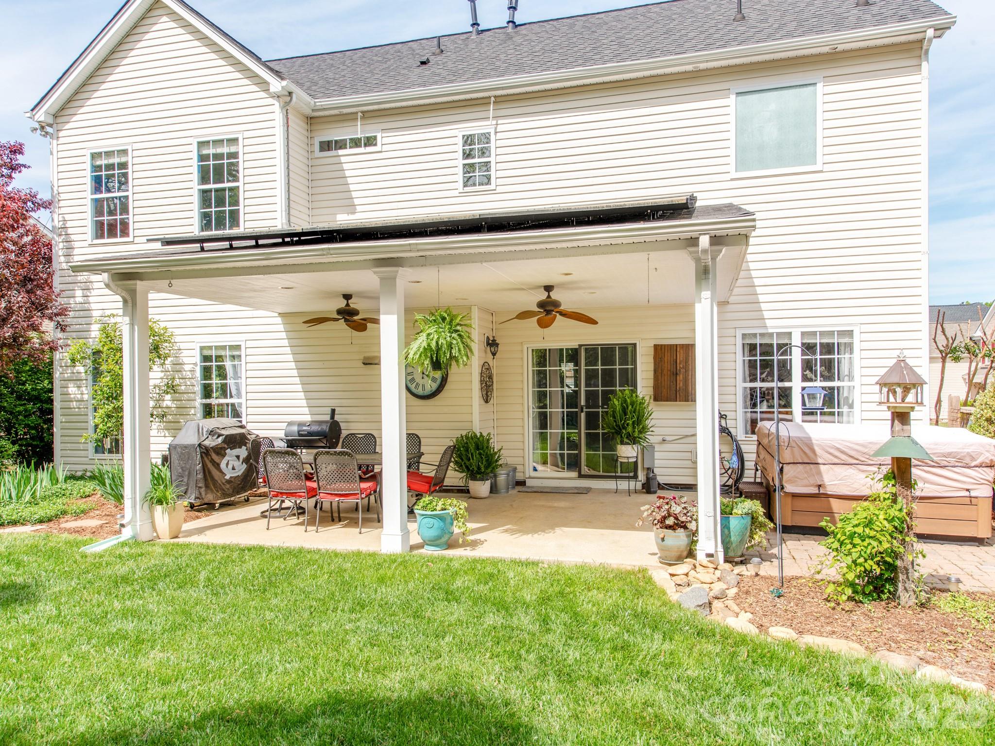 6135 Maple Leaf Avenue Harrisburg NC 28075