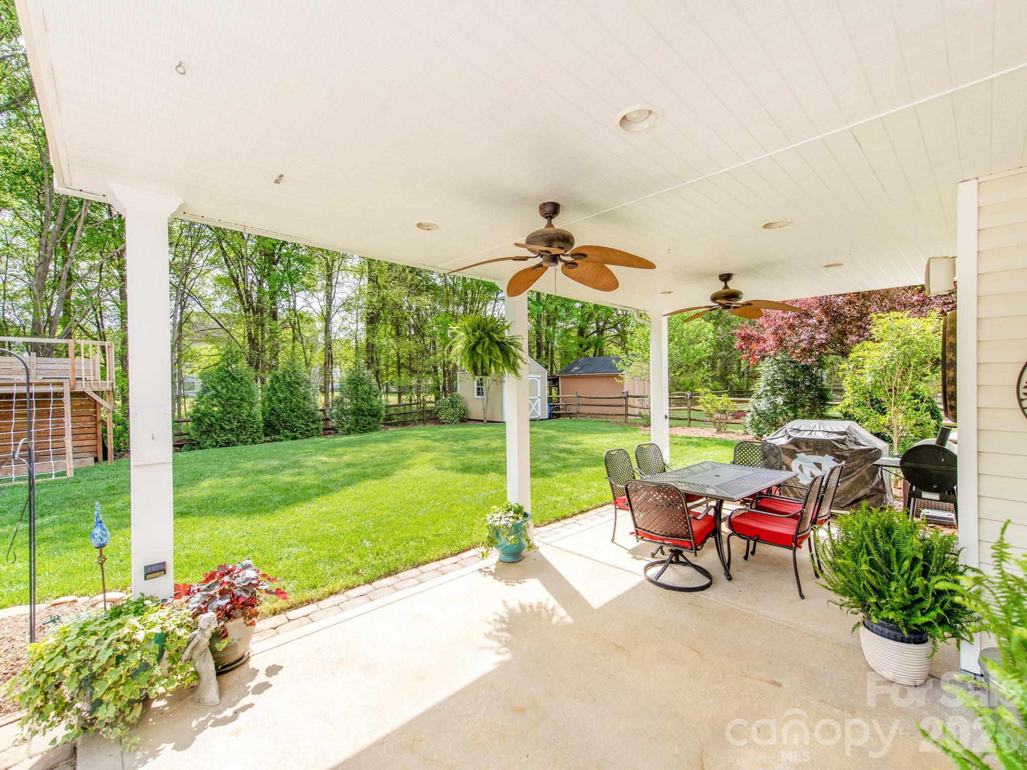 6135 Maple Leaf Avenue Harrisburg NC 28075
