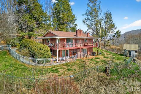 1306 Fork Mountain Road Bakersville NC 28705