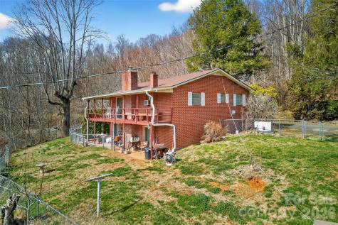 1306 Fork Mountain Road Bakersville NC 28705
