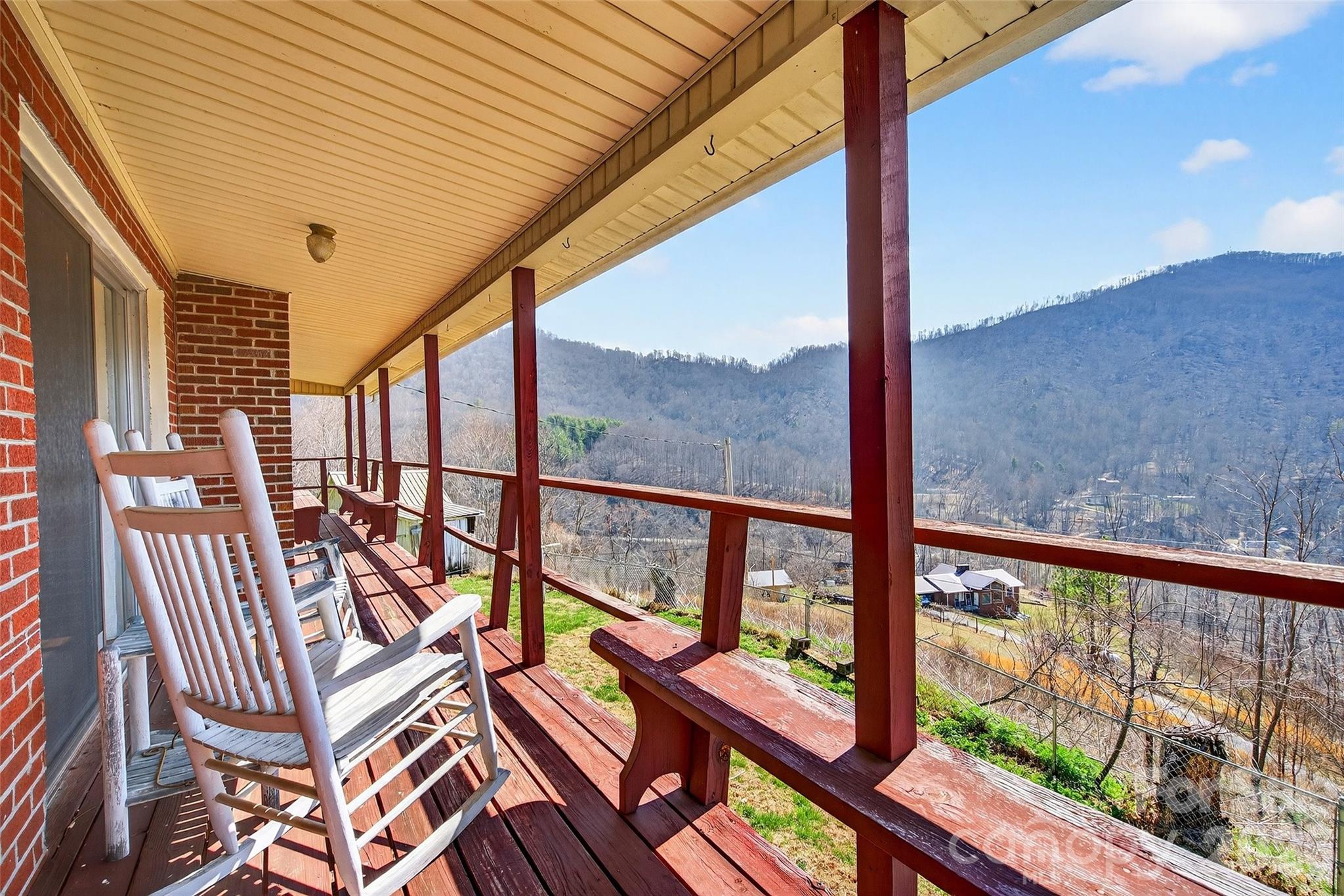 1306 Fork Mountain Road Bakersville NC 28705