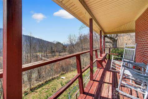 1306 Fork Mountain Road Bakersville NC 28705