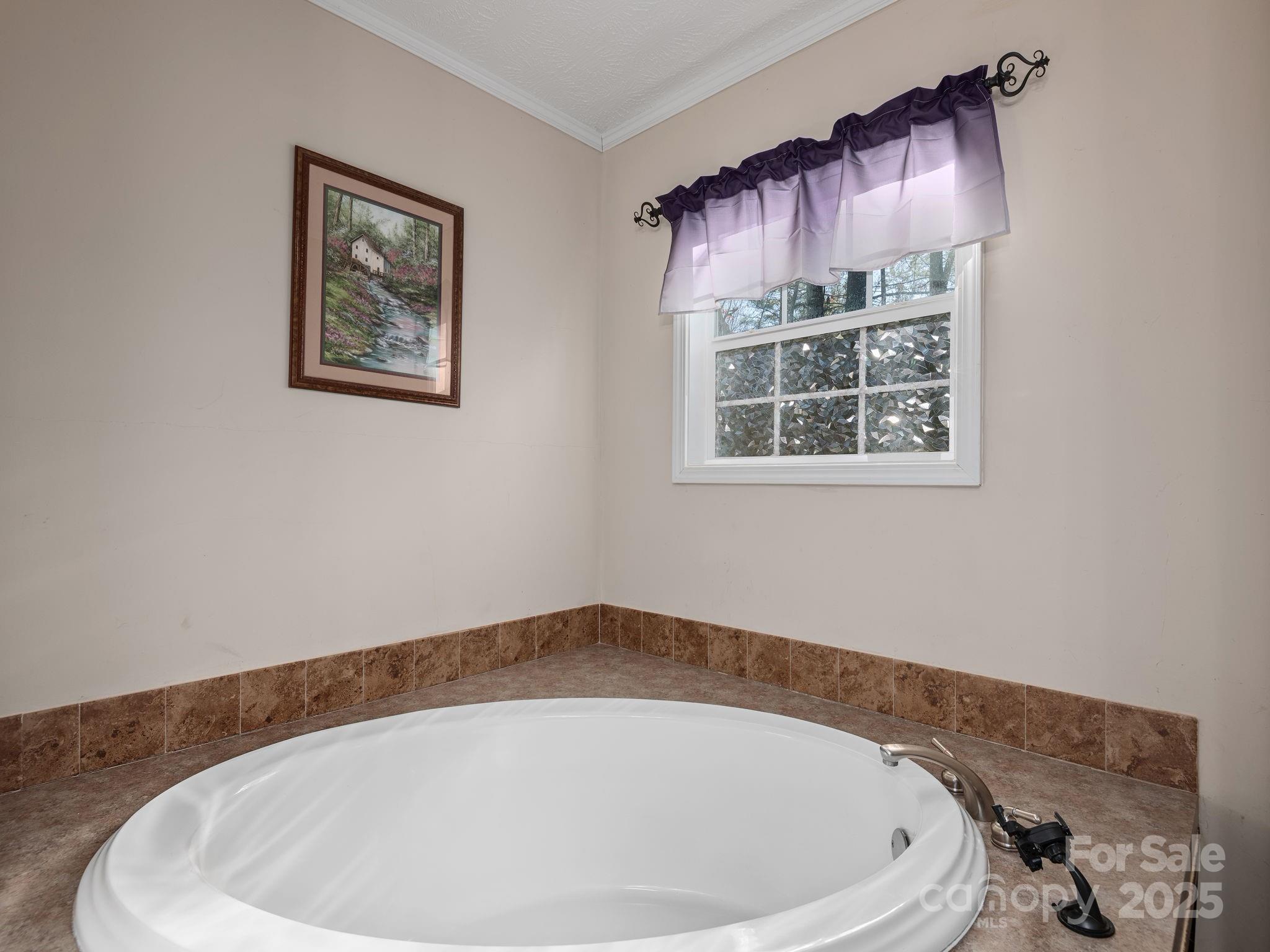 92 Suncrest Drive Mars Hill NC 28754