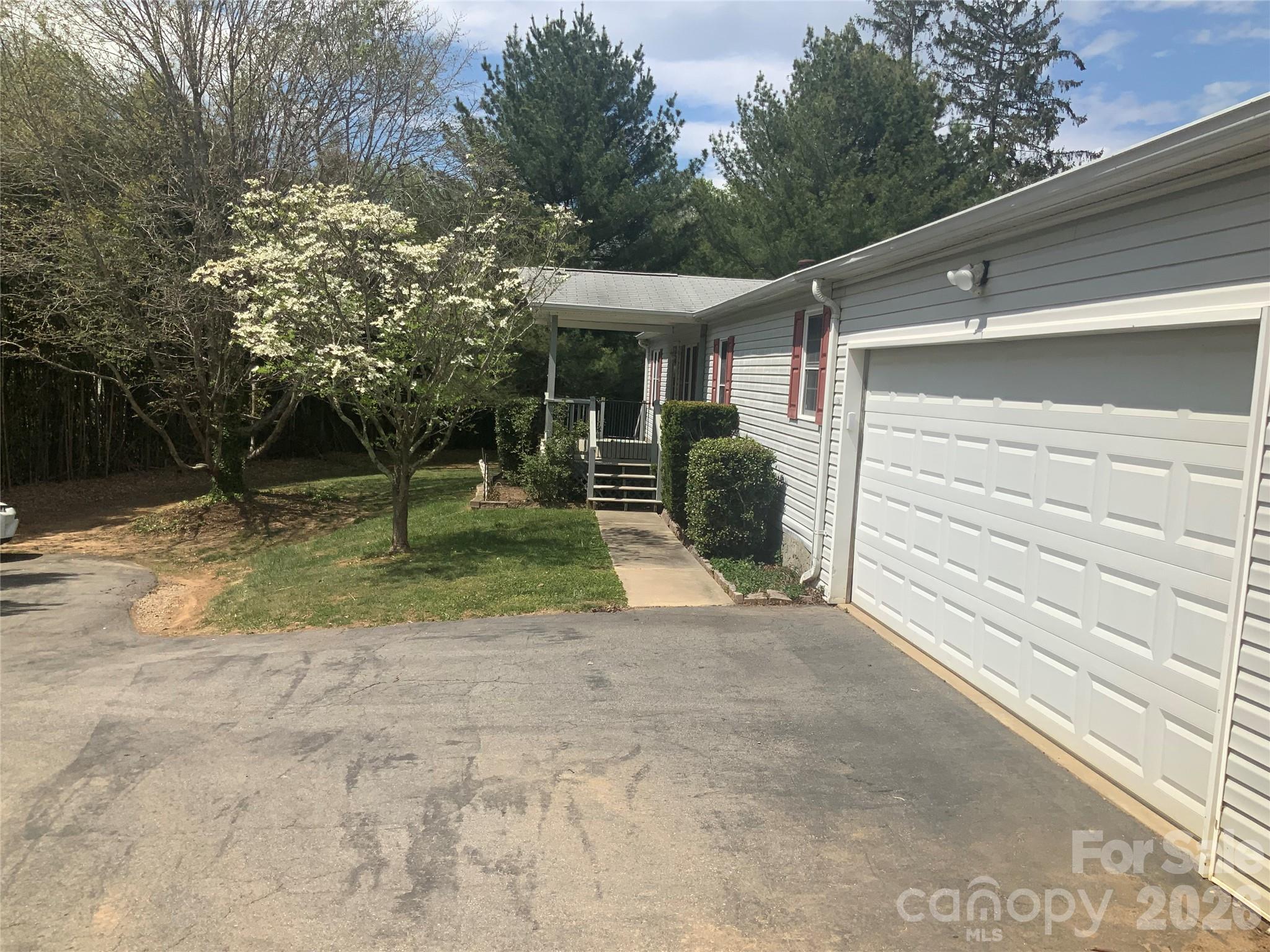47 Eve Drive Asheville NC 28806