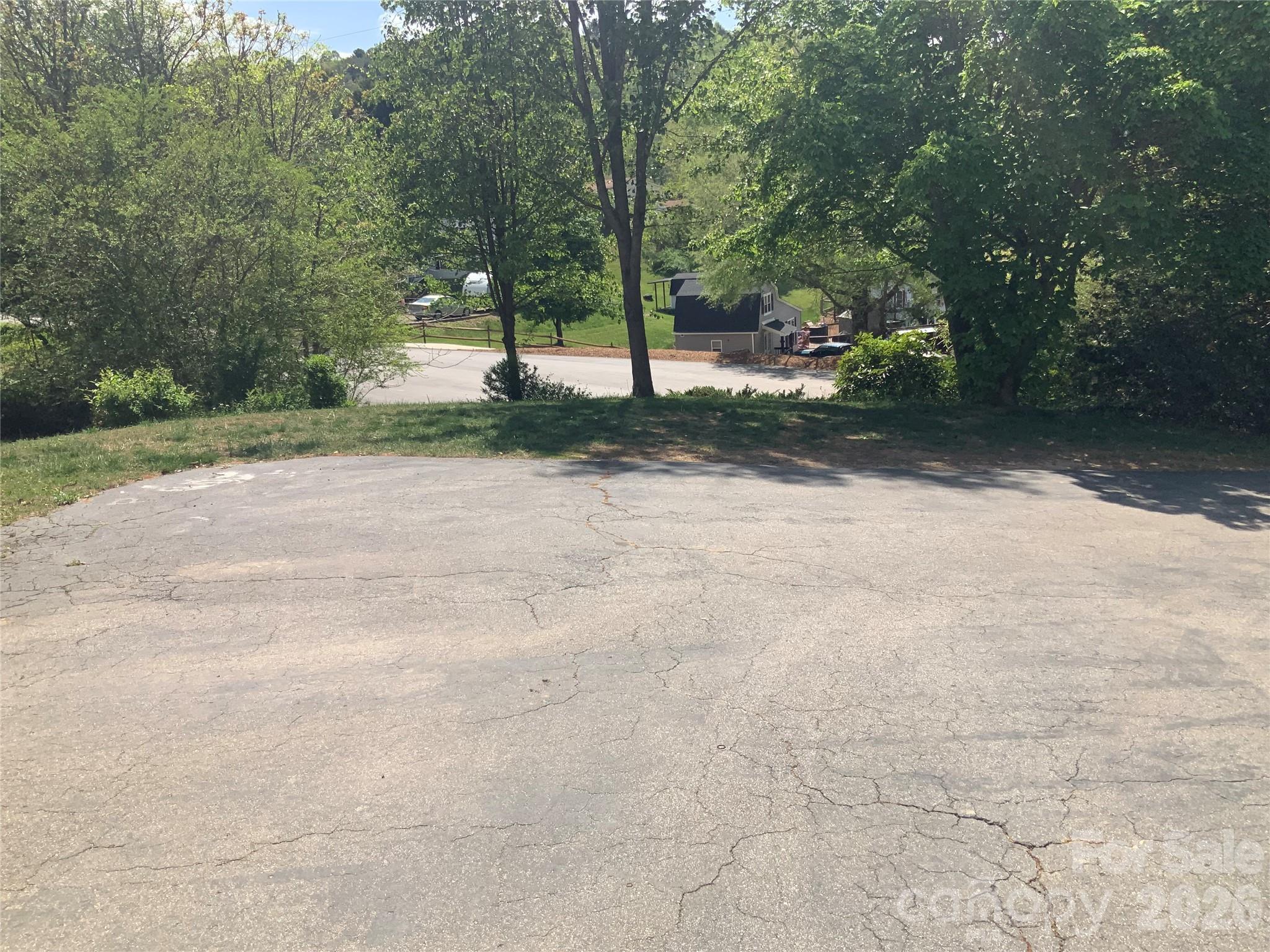 47 Eve Drive Asheville NC 28806