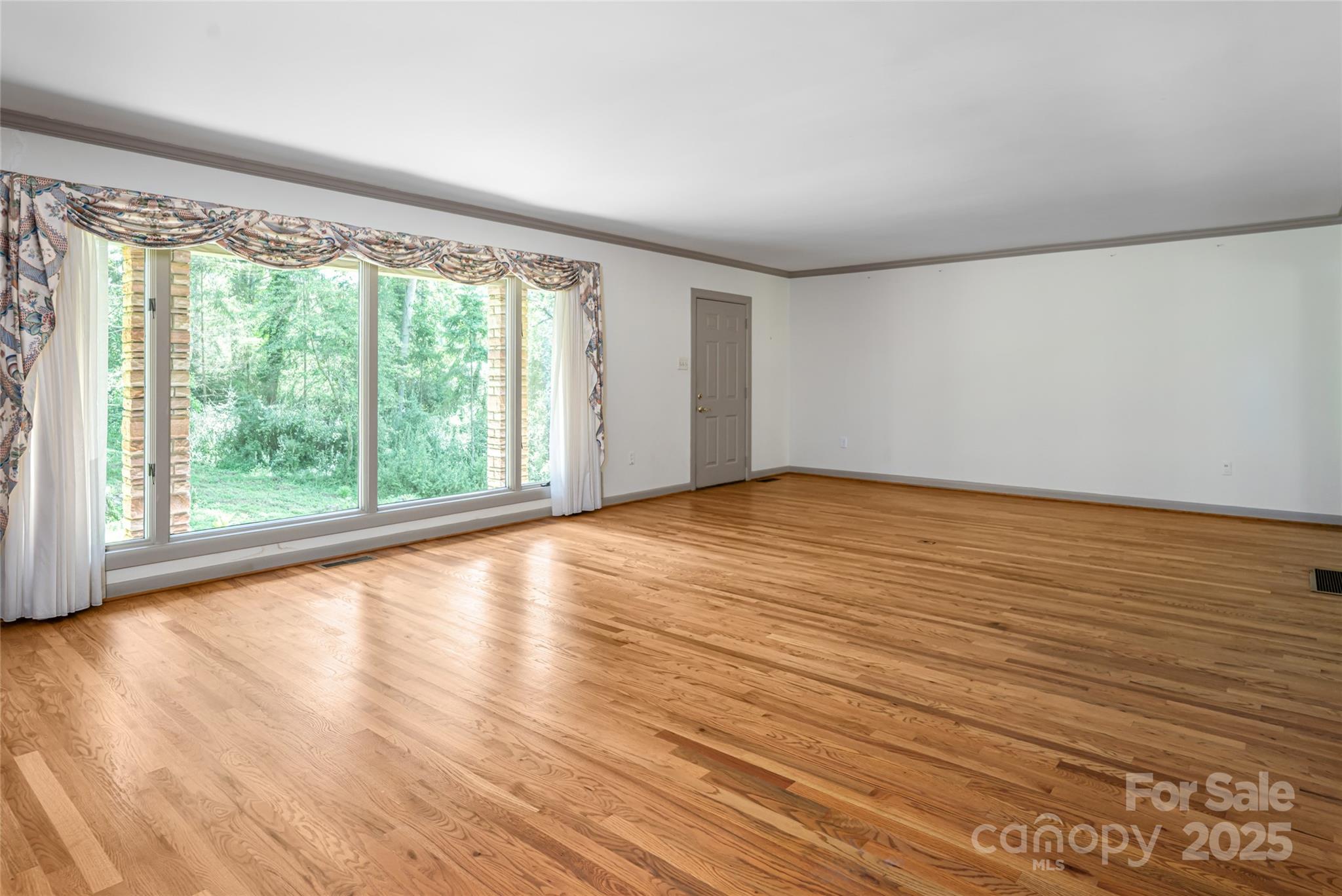 426 Vanderbilt Road Asheville NC 28803