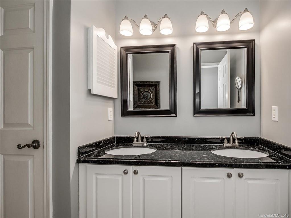 1939 Thornblade Ridge Drive Matthews NC 28105