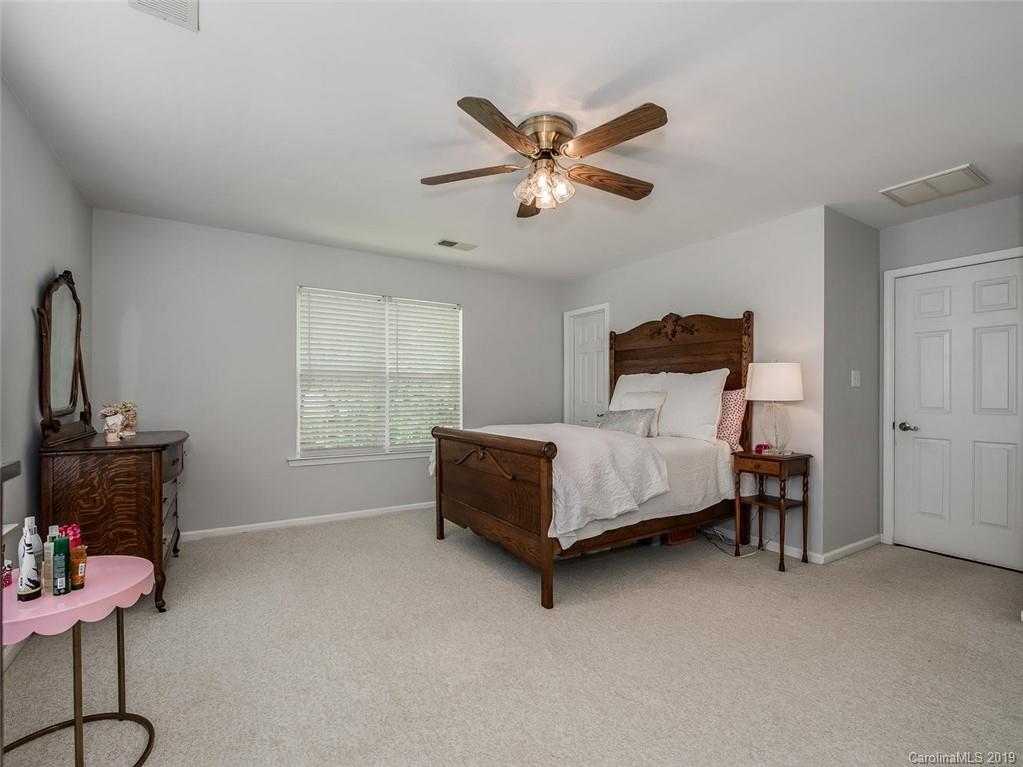 1939 Thornblade Ridge Drive Matthews NC 28105