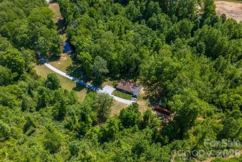 2073 Mauney Road Bessemer City NC 28016